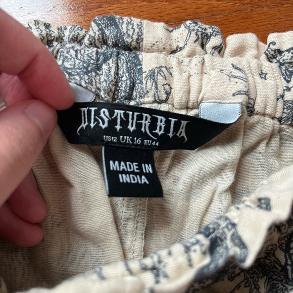 Disturbia Maypole Paperbag High Waist Shorts - Picture 4 of 6